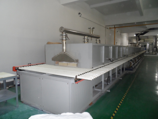 產(chǎn)品用途：工業(yè)粉體燃氣輥道窯，規(guī)格：0.84×29.92米燃氣加熱